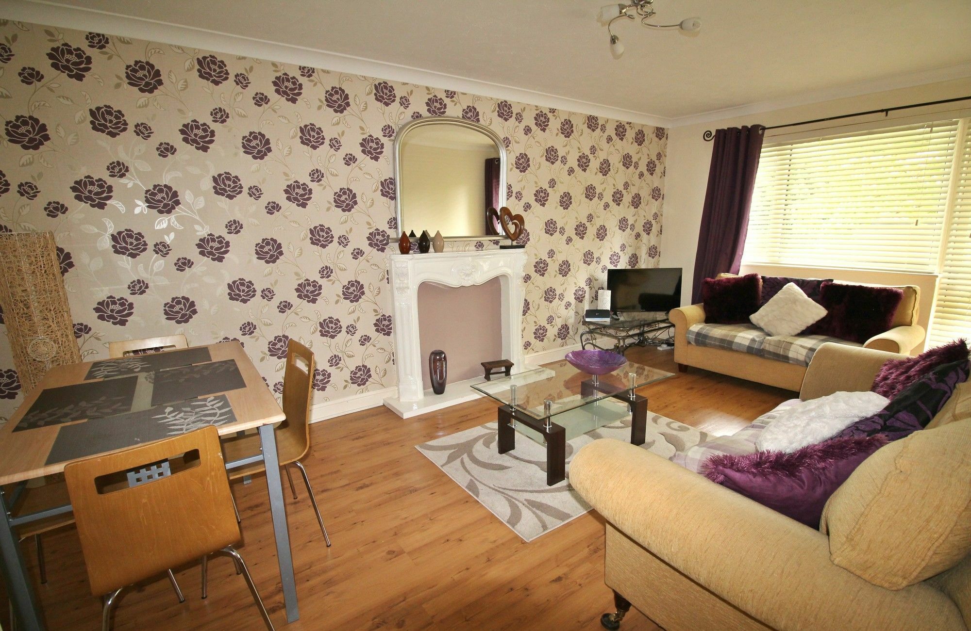 Doncaster - Boswell - Large Balcony Apartment - 2 Double Beds - 2 Bedrooms - Close To Town & Racecourse - Off Street Parking 2 Cars - Fast Wifi Ngoại thất bức ảnh